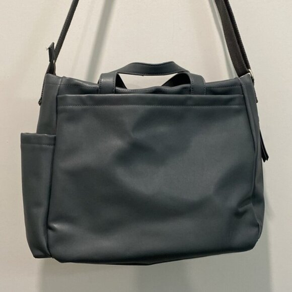 SKIP HOP GREENWICH DIAPER BAG SMOKE - Picture 7 of 16